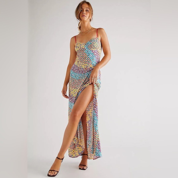 Free People Dresses & Skirts - NWT Free People Kaleidoscope Dreams Midi Dress - Size Large